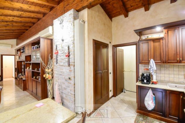 Villa di 177 m² con 4 locali e box auto doppio in vendita a Seregno - Foto 8