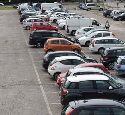 TERRENO PARCHEGGIO ZONA ROTONDA VIALE LAZIO PALERMO