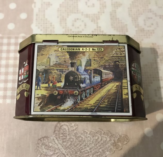SCATOLA LATTA VINTAGE CON TRENI - Foto 5