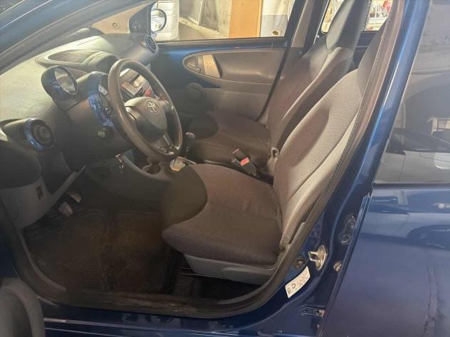 Toyota Aygo 1.0 12V VVT-i 5 porte Blue - Foto 8