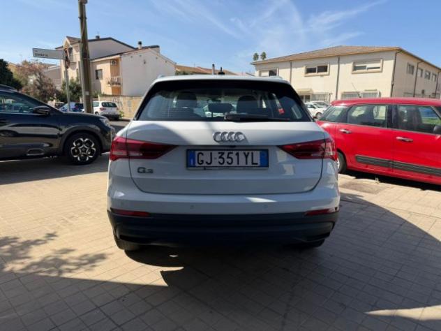 AUDI Q3 35 TDI S tronic Business rif. 24065145 - Foto 5