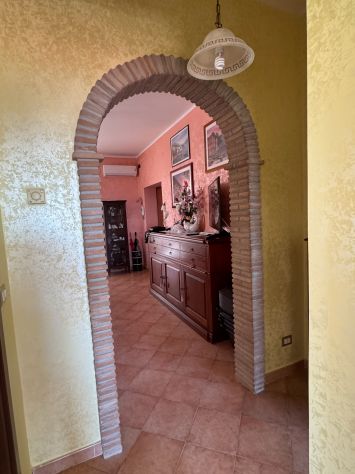 Appartamento Panoramico con Lastrico Solare – Tufo di Minturno - Foto 10