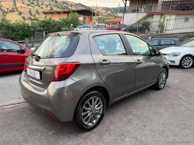TOYOTA Yaris 1.0 5p. Lounge - Foto 4
