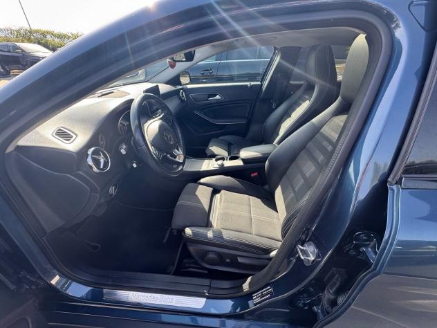Mercedes-Benz GLA GLA 200 d Automatic Sport - Foto 6
