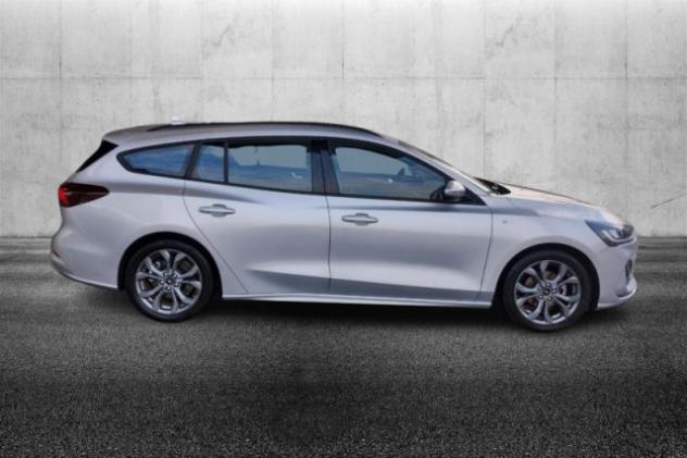 FORD Focus 1.0 EcoBoost Hybrid 125 CV SW ST-Line rif. 23251611 - Foto 3