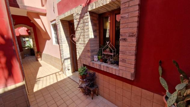 Casa Indipendente 14 locali - Rif. 2464 - Foto 2