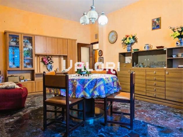 TRILOCALE CON CORTILE PRIVATO E ASCENSORE - Foto 8
