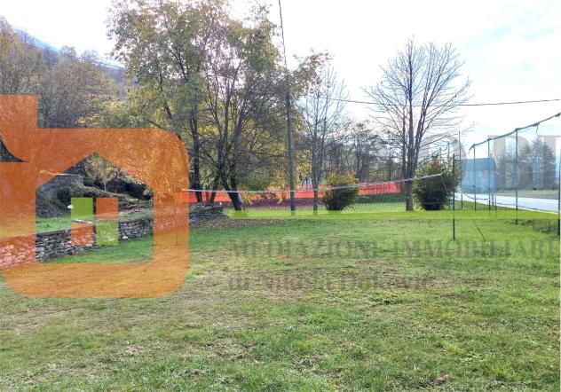 V000503 - VILLA CON PARCO E TERRENI - Foto 17