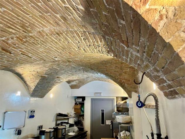C2890SP - Negozio a Perugia - Centro storico - Foto 6