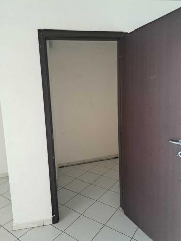 1 Vetrina in affitto a Pinerolo - Foto 5