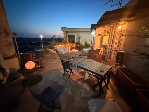 TALENTI TRILOCALE ARREDATO CON TERRAZZO PRIVATO - Foto 7