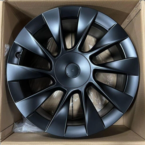 cerchi 20 Tesla model Y Made in Germany