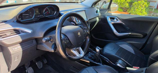 PEUGEOT 2008 1.6 BlueHDi 100 Allure - Foto 10