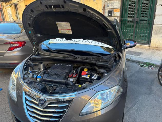 Lancia Ypsilon 1.2 69 CV Elefantino NEOPATENTATI FINANZIABILE - Foto 2