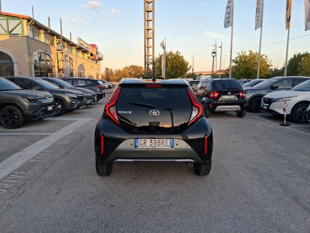 Toyota Aygo X 1.0B (72 CV) Lounge S-CVT - Foto 7
