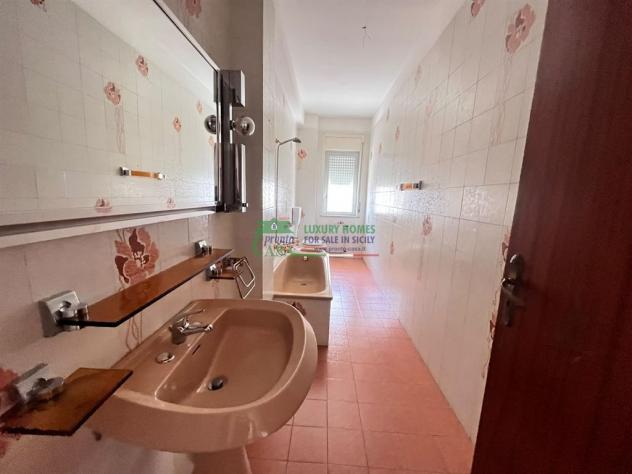 Rif: 2735 - Elegante appartamento di ampia metratura nel cuore di Comiso - Foto 15