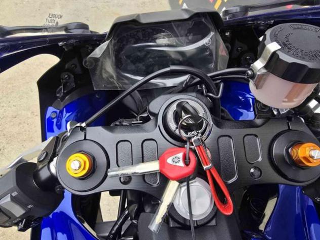 YAMAHA YZF R7 Nuova km 0 rif. 23990014 - Foto 9