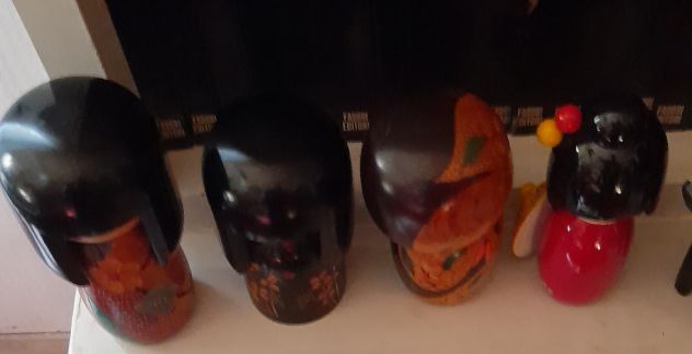 Bambole kokeshi varie misure 4 pezzi - Foto 2
