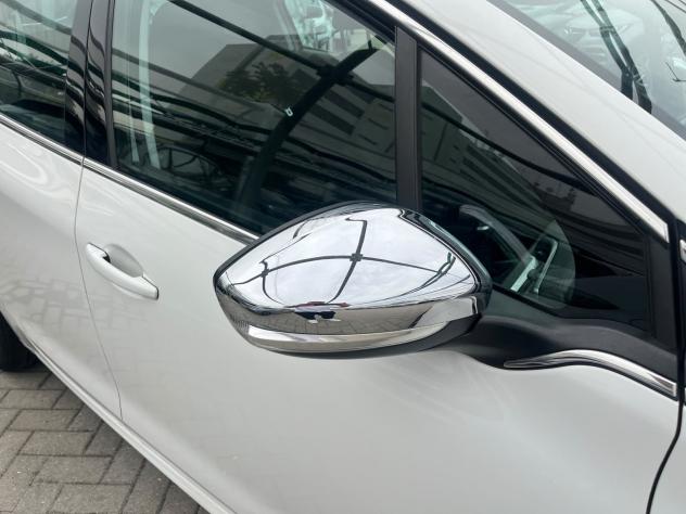 Peugeot 208 1.2 PureTech 82cv Allure - Foto 4