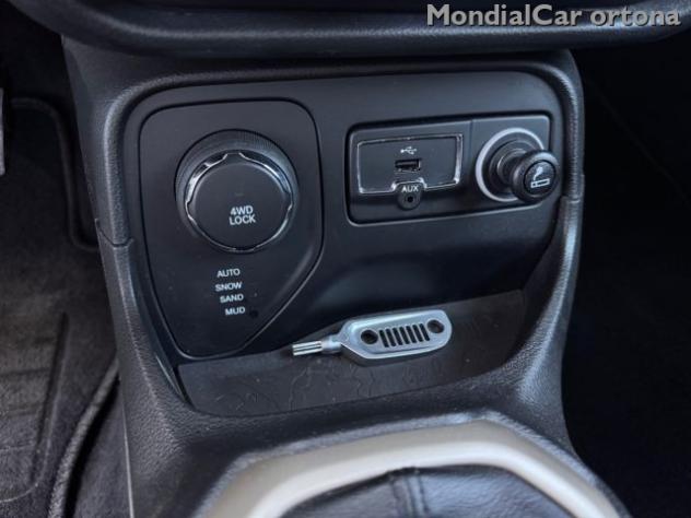 JEEP Renegade 2.0 Mjt 140CV 4WD 75th Anniversary RIALZATO tetto rif. 23992697 - Foto 9