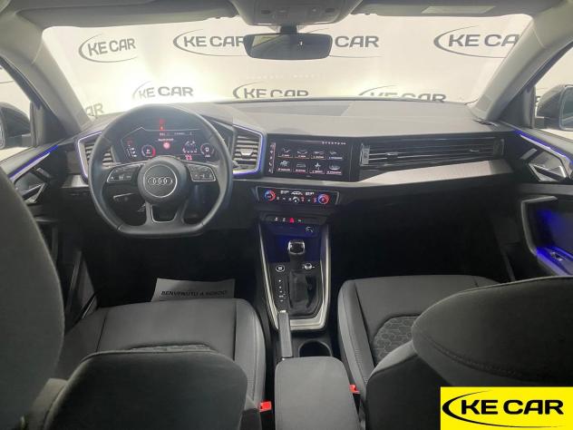 Audi A1 Sportback 30 TFSI S tronic Identity Black-GAR. 04/2029 - Foto 10