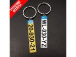 PORTACHIAVI TARGA AUTOMOBILE IN METALLO METAL KEY CHAIN CAR TAG