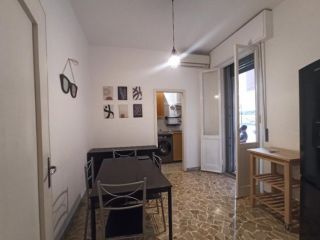 Via Giambologna trilocale ottime condizioni per studenti