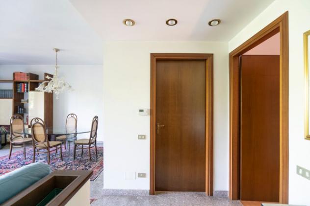 Appartamento di 125 m² con 3 locali e box auto in affitto a Milano - Foto 11