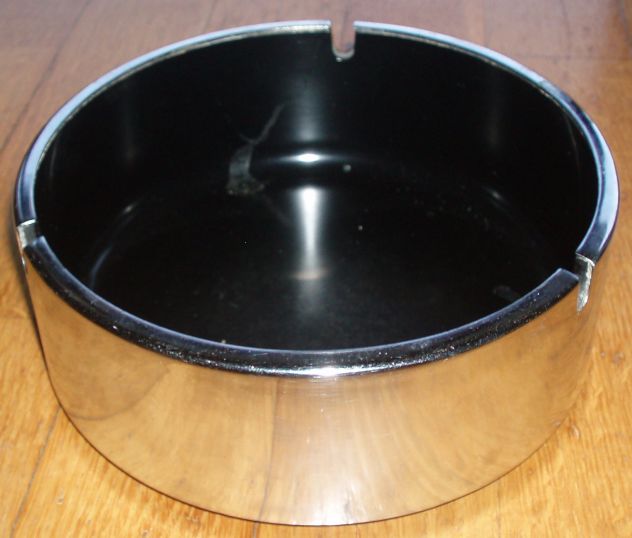 Posacenere ashtray anni '60 design Isamu Kenmochi