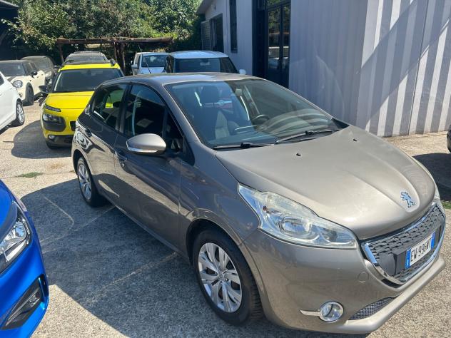 Peugeot 208 PureTech 82 5 porte Active - Foto 3