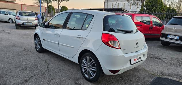 Renault Clio 1.5 dCi 75CV 5 porte Dynamique - Foto 4