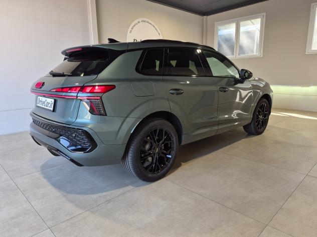 Audi Q3 1.5 TFSI MHEV S LINE EDITION 150CV S-TRONIC TETTO PANORAMICO APRIBILE ACC RETROCAMERA LUCI AMBIENTE PLUS - Foto 9