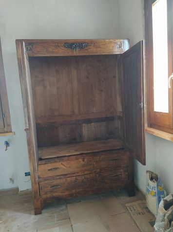 ANTICO ARMADIO IN LEGNO - Foto 3