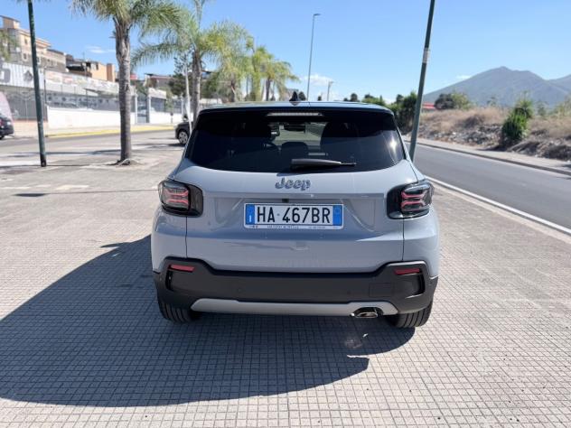 Jeep Avenger 1.2 Turbo 100 CV MHEV Altitude - Foto 6