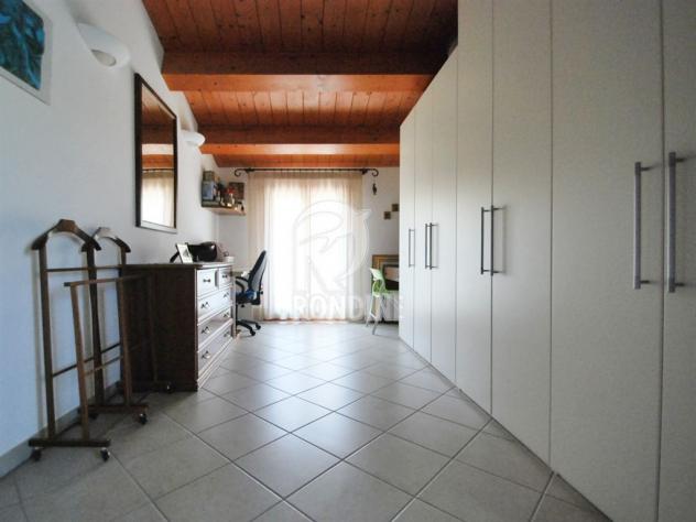 Splendida villa indipendente con giardino di 1.500 mq. - Foto 13