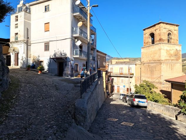 Cassano Centro Storico: appartamento con stupenda vista panoramica + garage - Foto 2