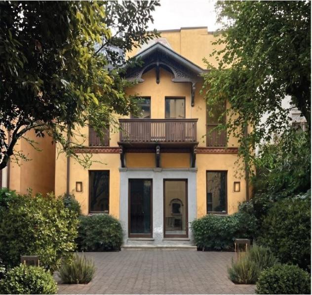 VIA SARONNO