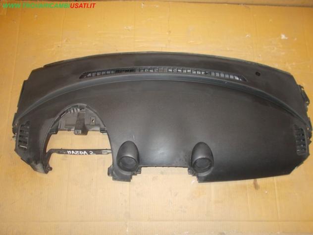 CRUSCOTTO NERO MAZDA 2 (DE) 3 porte ABBINATO SOLO A KIT AIRBAG  Carrozzeria  Allestimenti interni  Cruscotto strumenti   MAZDA - 2 3 porte - 01-05-200