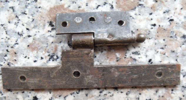 VECCHIA CERNIERA DA FISSARE SUL LEGNO O SUL FERRO - - Foto 2