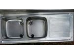 LAVELLO IN ACCIAIO INOX A 2 VASCHE.