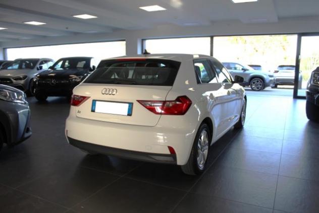 AUDI A1 SPB 1.0 TFSI 95 CV Identity Black rif. 24035209 - Foto 8