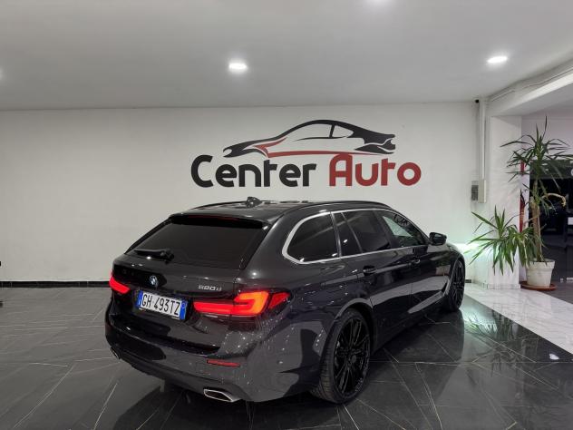 BMW Serie 5 520d xDrive Auto MH48V Touring - Foto 4