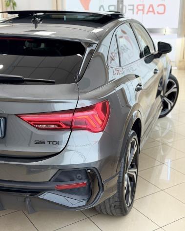 Audi Q3 SPB 35 TDI S tronic Identity Black con tetto apribile - Foto 4