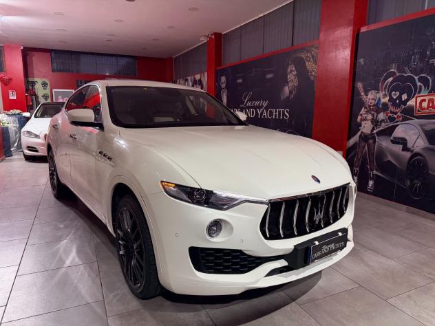 Maserati Levante V6 Diesel 275 CV AWD-PANO-FULL