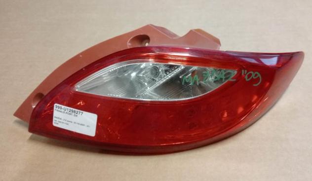 FANALE POST. DX 999-U1298277 Parti elettriche  Fanaleria  Fanali  Fanale post. dx. MAZDA - 2 5 porte - 01-10-2007 - 01-01-2011