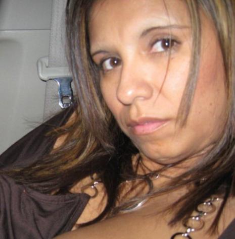 Donna di Livorno, 35 anni. Fisico Normale Tel: