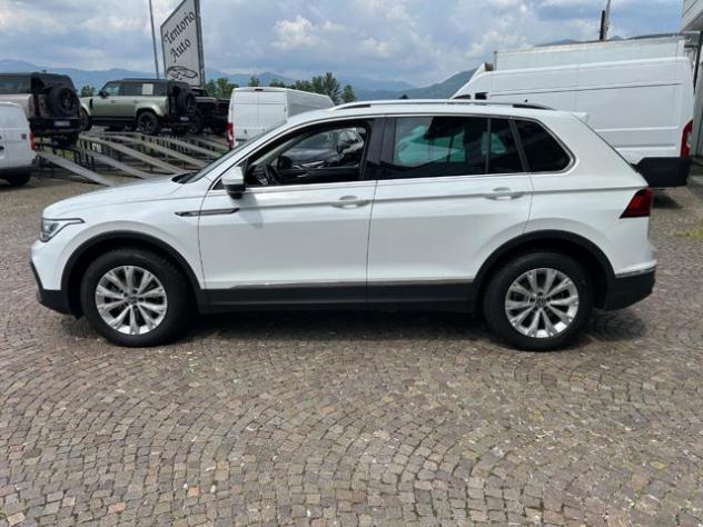 VOLKSWAGEN Tiguan 2.0 TDI 150 CV SCR DSG Life rif. 23799818 - Foto 3