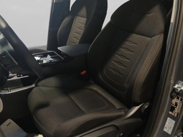 Hyundai Tucson 1.6 CRDI 48V DCT Business 136 CV - Foto 9