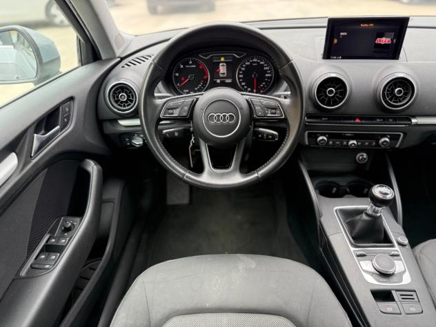 Audi A3 1.6 TDI 116 CV Design - Foto 9