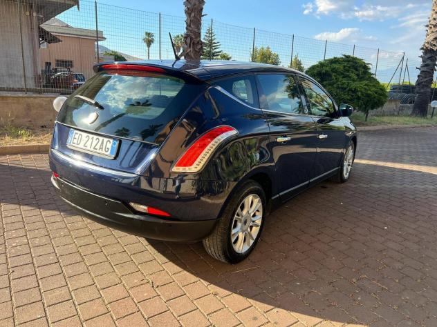 Lancia Delta 1.6 MJT DPF Argento - Foto 3